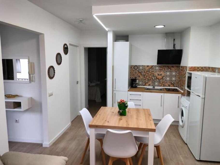 Apartamento Margari 龙达 外观 照片